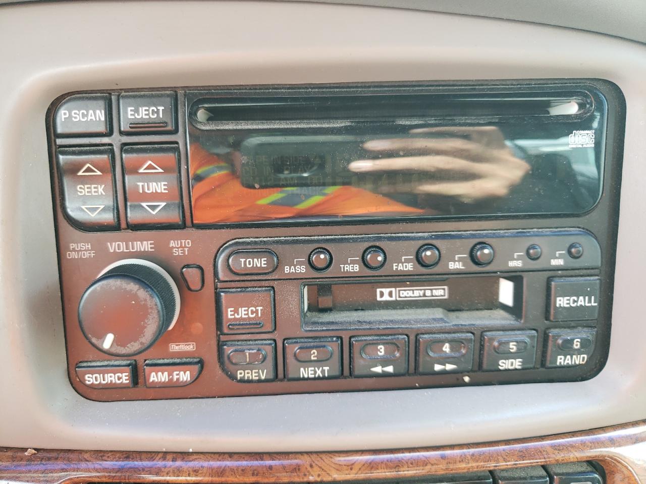 Photo 9 from auction – 2001 BUICK LESABRE LI with VIN 1G4HR54K51U279758
