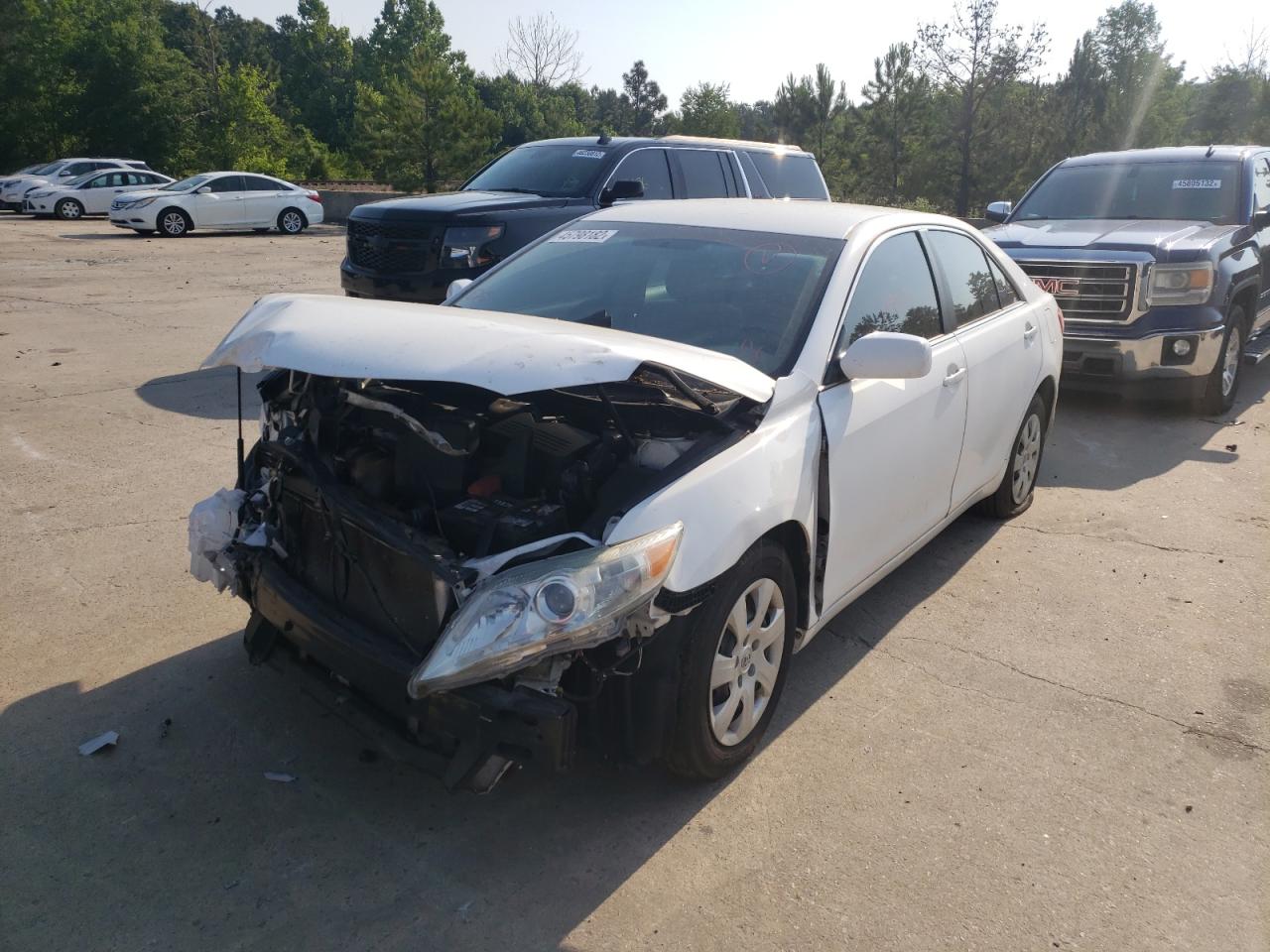 Photo 2 from auction – 2011 TOYOTA CAMRY BASE with VIN 4T1BF3EK8BU631590