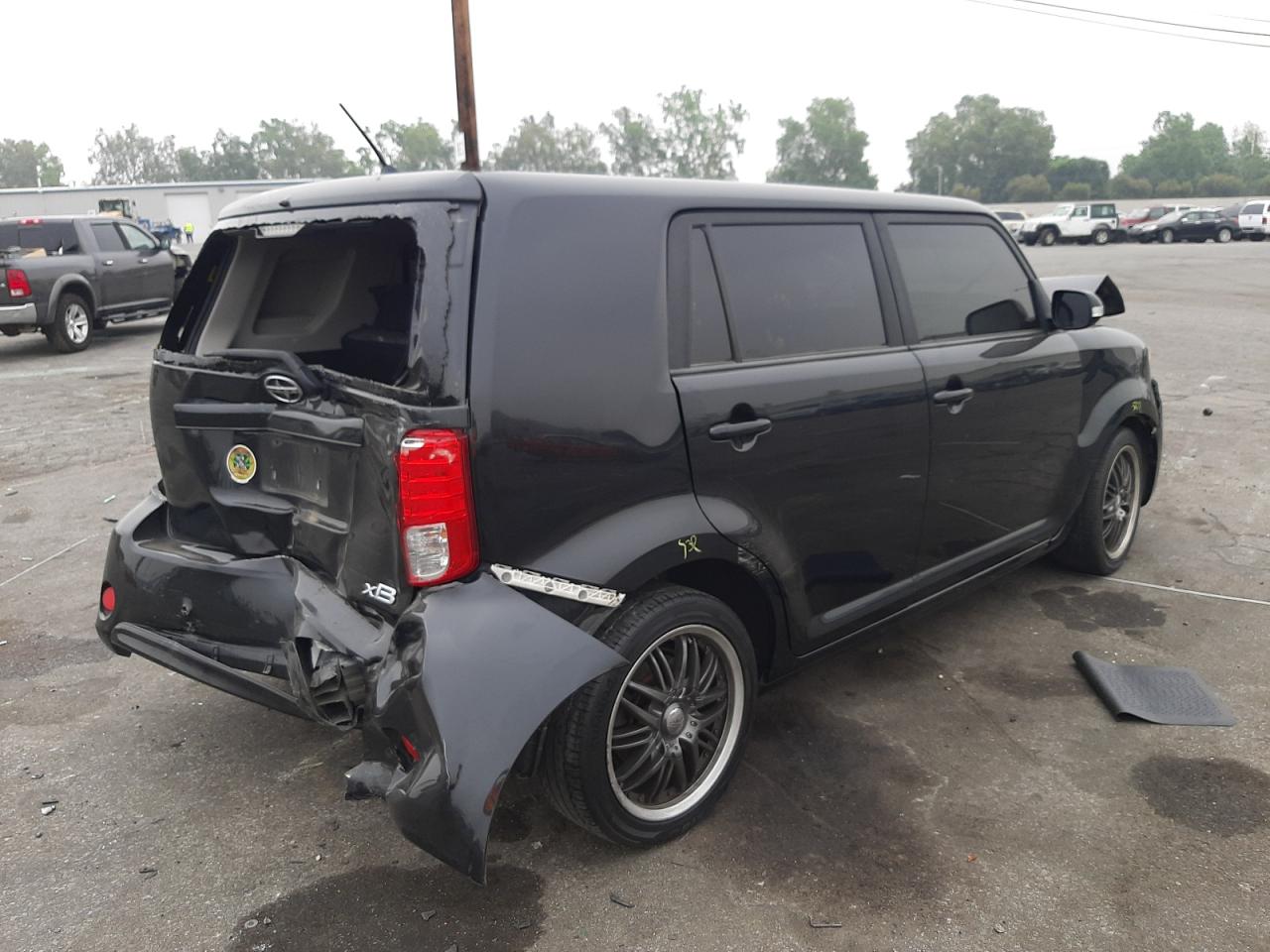 Photo 14 from auction – 2014 TOYOTA SCION XB with VIN JTLZE4FE8EJ052906