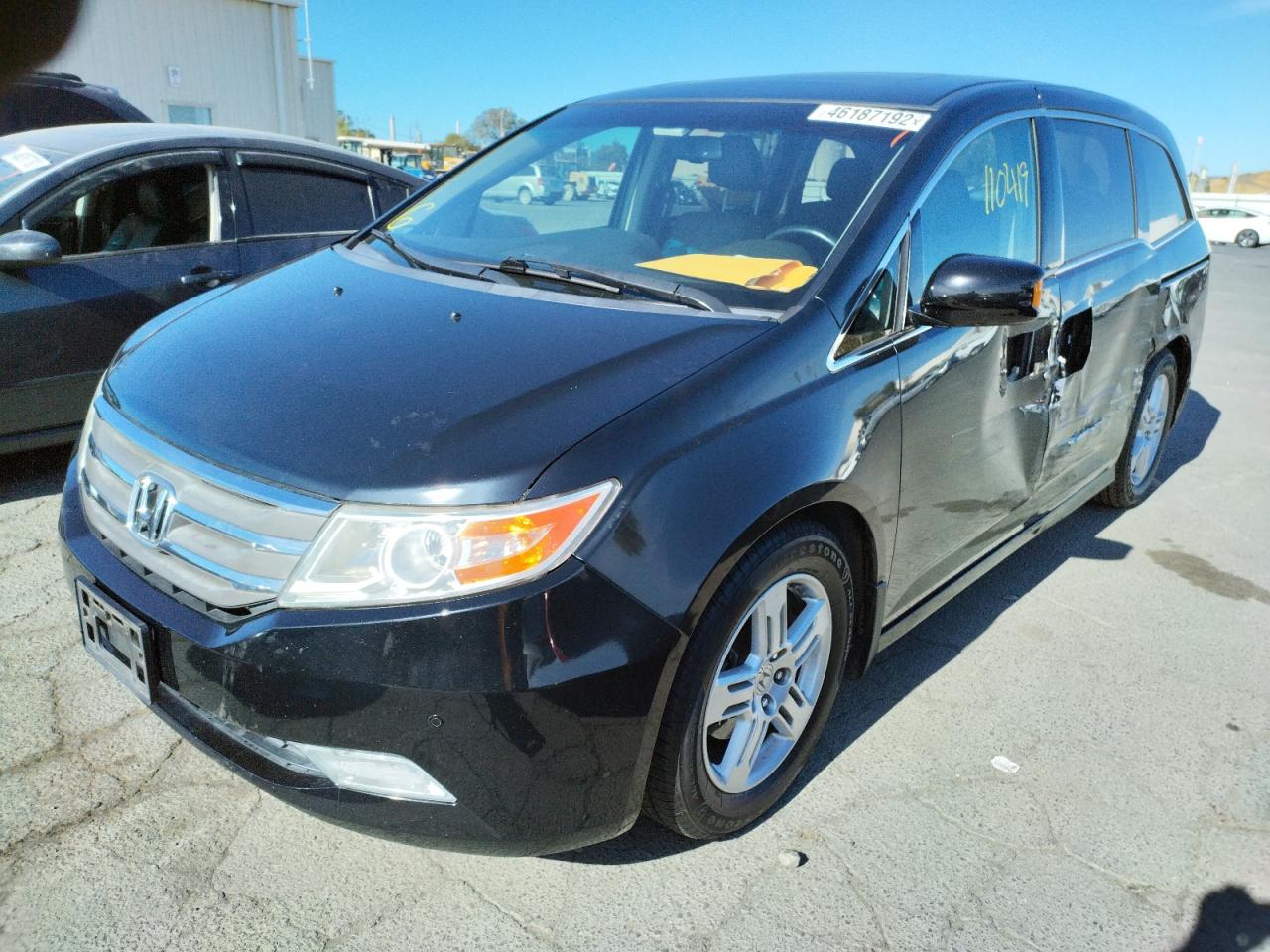 Photo 2 from auction – 2012 HONDA ODYSSEY TO with VIN 5FNRL5H96CB020631