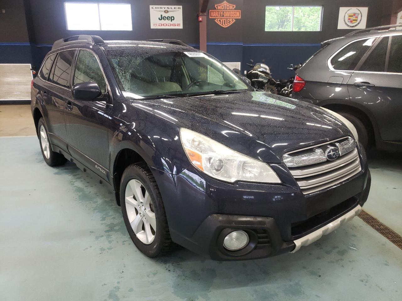 SUBARU OUTBACK 2. 2013 with VIN 4S4BRBKCXD3225088 - Photo from auction
