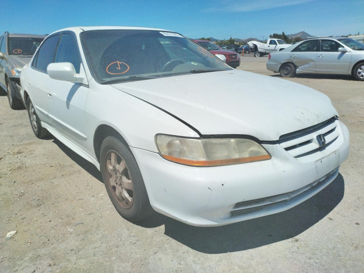 HONDA ACCORD EX 2001 with VIN 1HGCG66871A013219 - Photo from auction