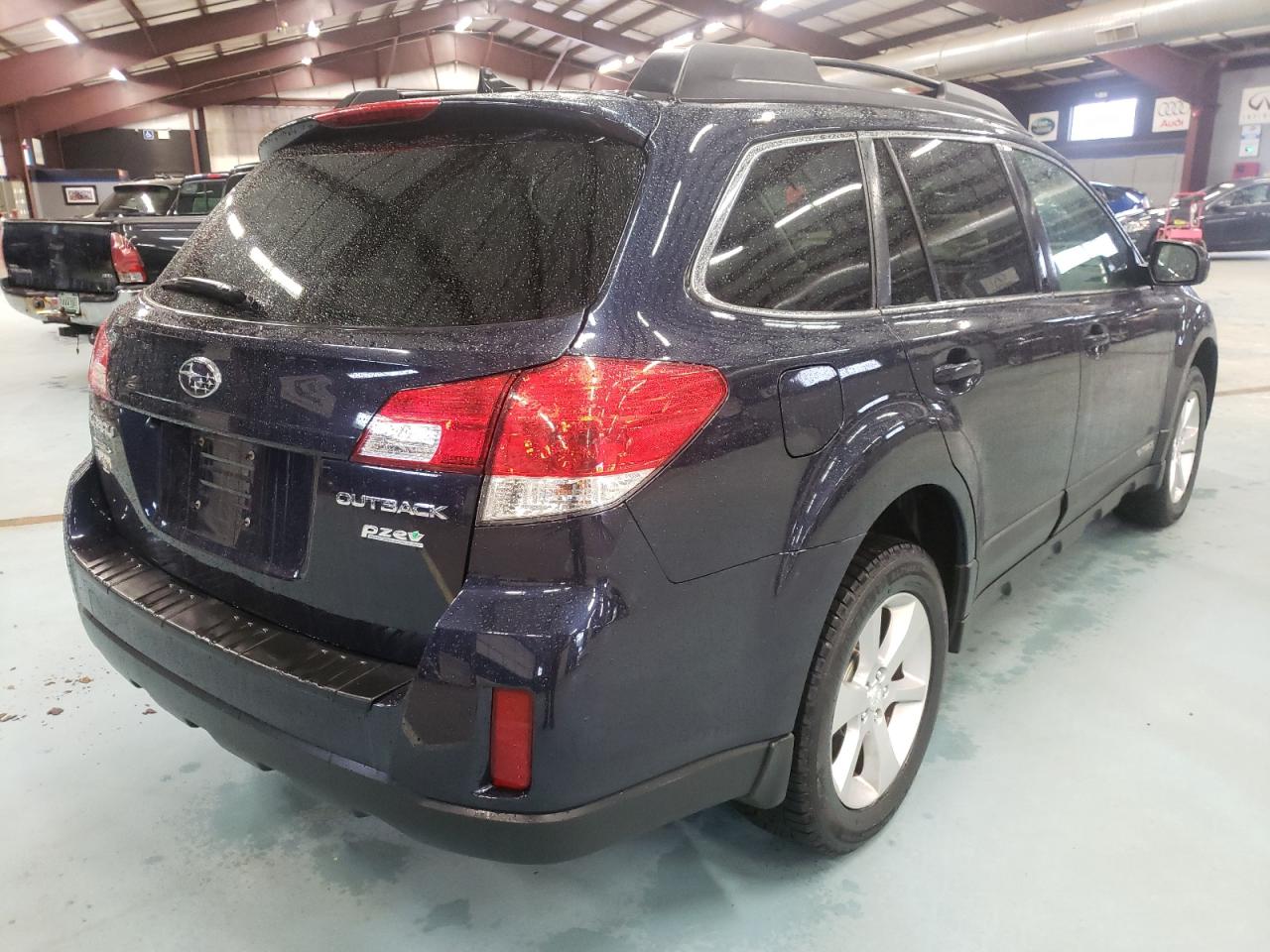 Photo 4 from auction – 2013 SUBARU OUTBACK 2. with VIN 4S4BRBKCXD3225088