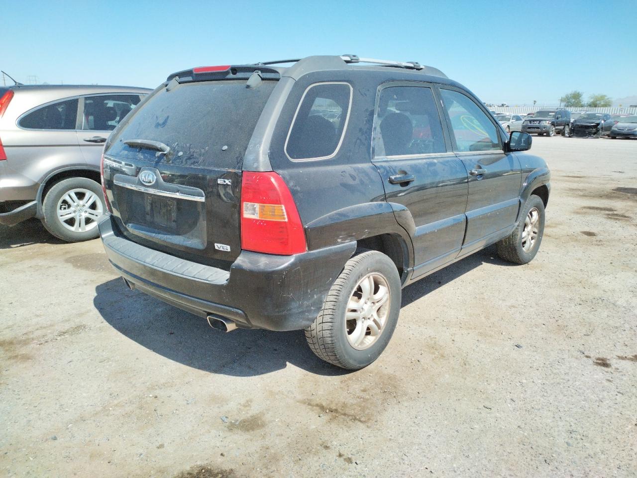 Photo 4 from auction – 2007 KIA SPORTAGE E with VIN KNDJF723177305799