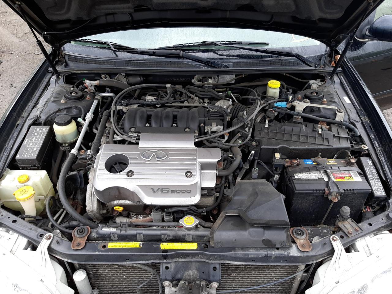 Photo 7 from auction – 2001 INFINITI I30 with VIN JNKCA31AX1T039177