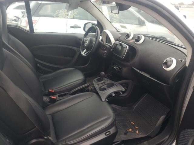 Photo 5 from auction – 2016 SMART FORTWO with VIN WMEFJ5DA2GK124973
