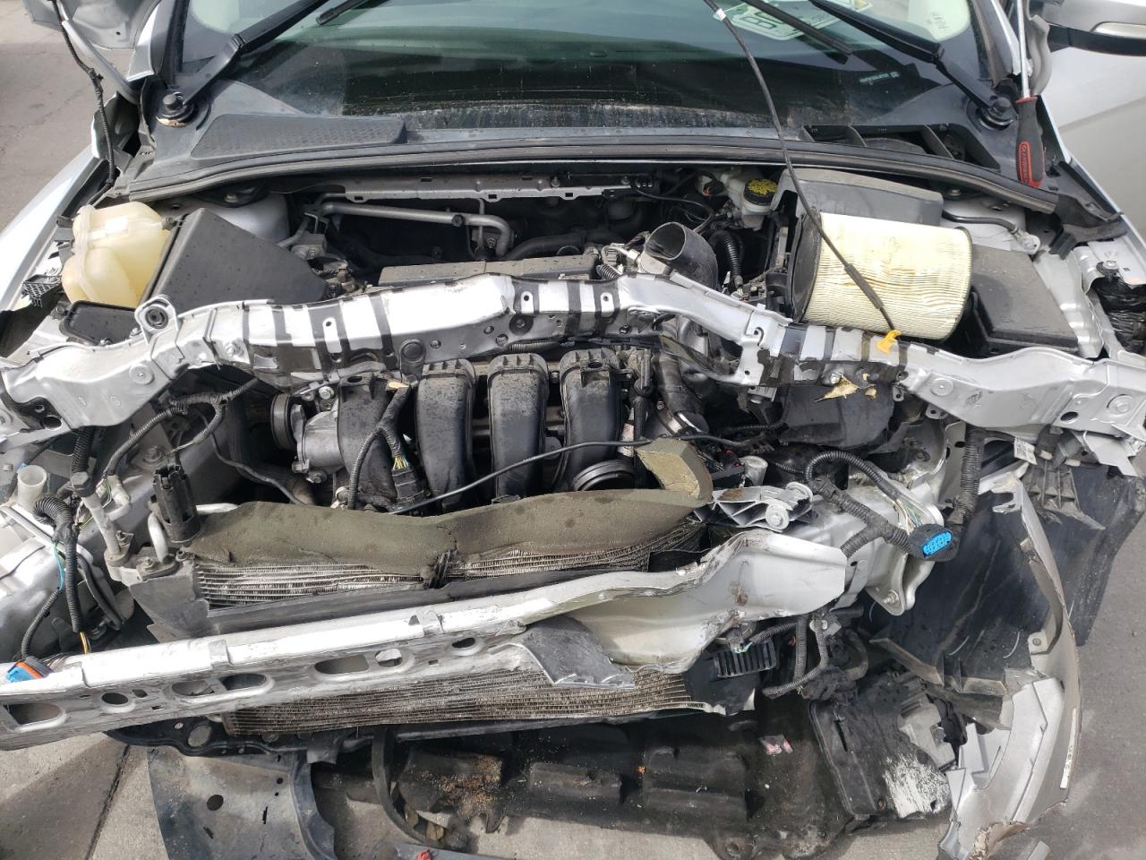 Photo 7 from auction – 2016 FORD FOCUS SE with VIN 1FADP3F2XGL387520