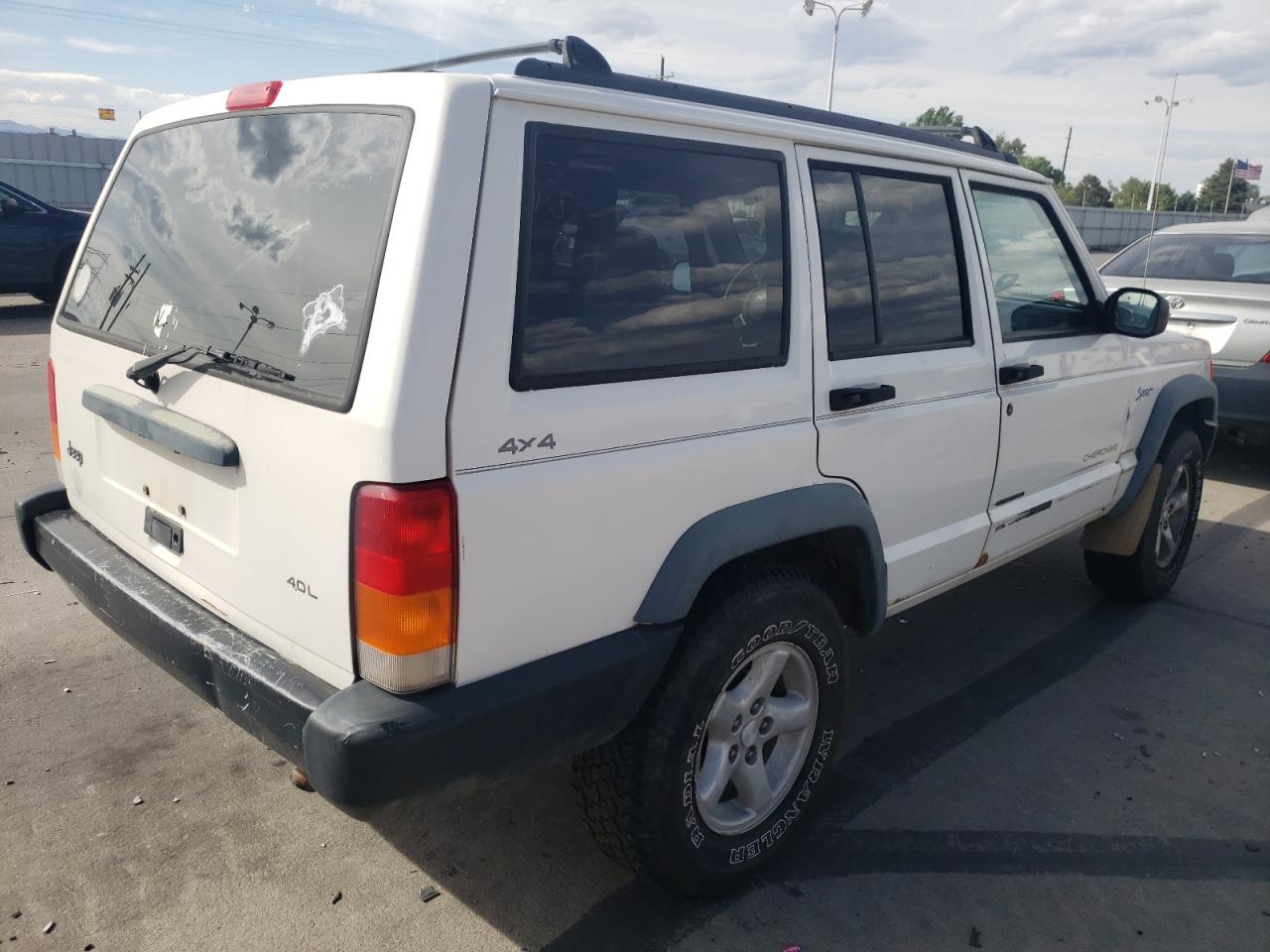 Photo 4 from auction – 1997 JEEP CHEROKEE S with VIN 1J4FJ68SXVL551097