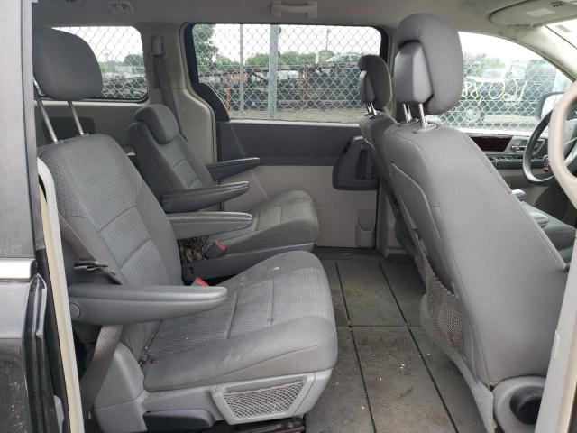 Photo 6 from auction – 2010 CHRYSLER TOWN & COU with VIN 2A4RR5D15AR412753