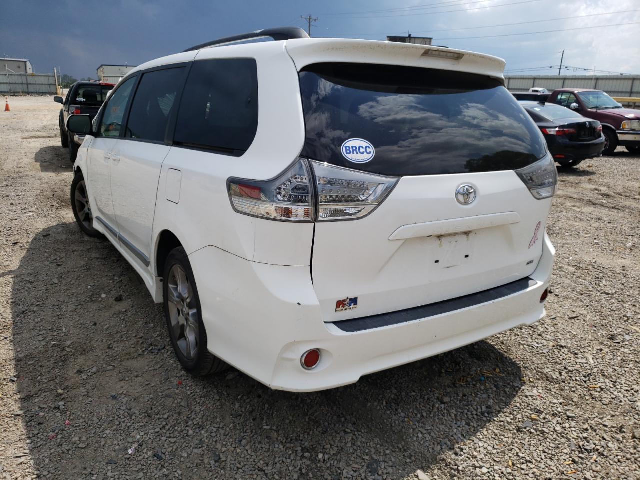 Photo 16 from auction – 2011 TOYOTA SIENNA SPO with VIN 5TDXK3DCXBS135632