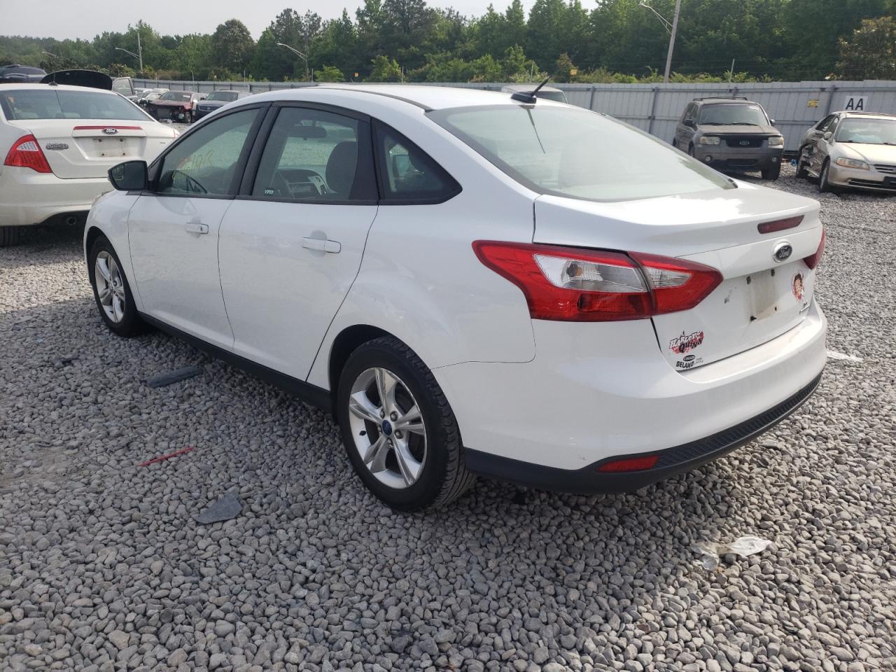 Photo 3 from auction – 2013 FORD FOCUS SE with VIN 1FADP3F26DL207901