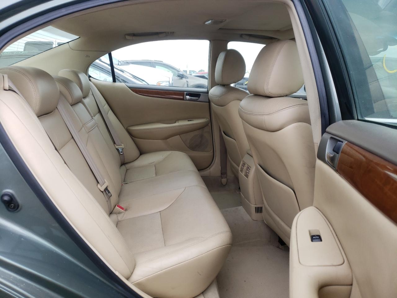 Photo 18 from auction – 2005 LEXUS ES 330 with VIN JTHBA30G555096186