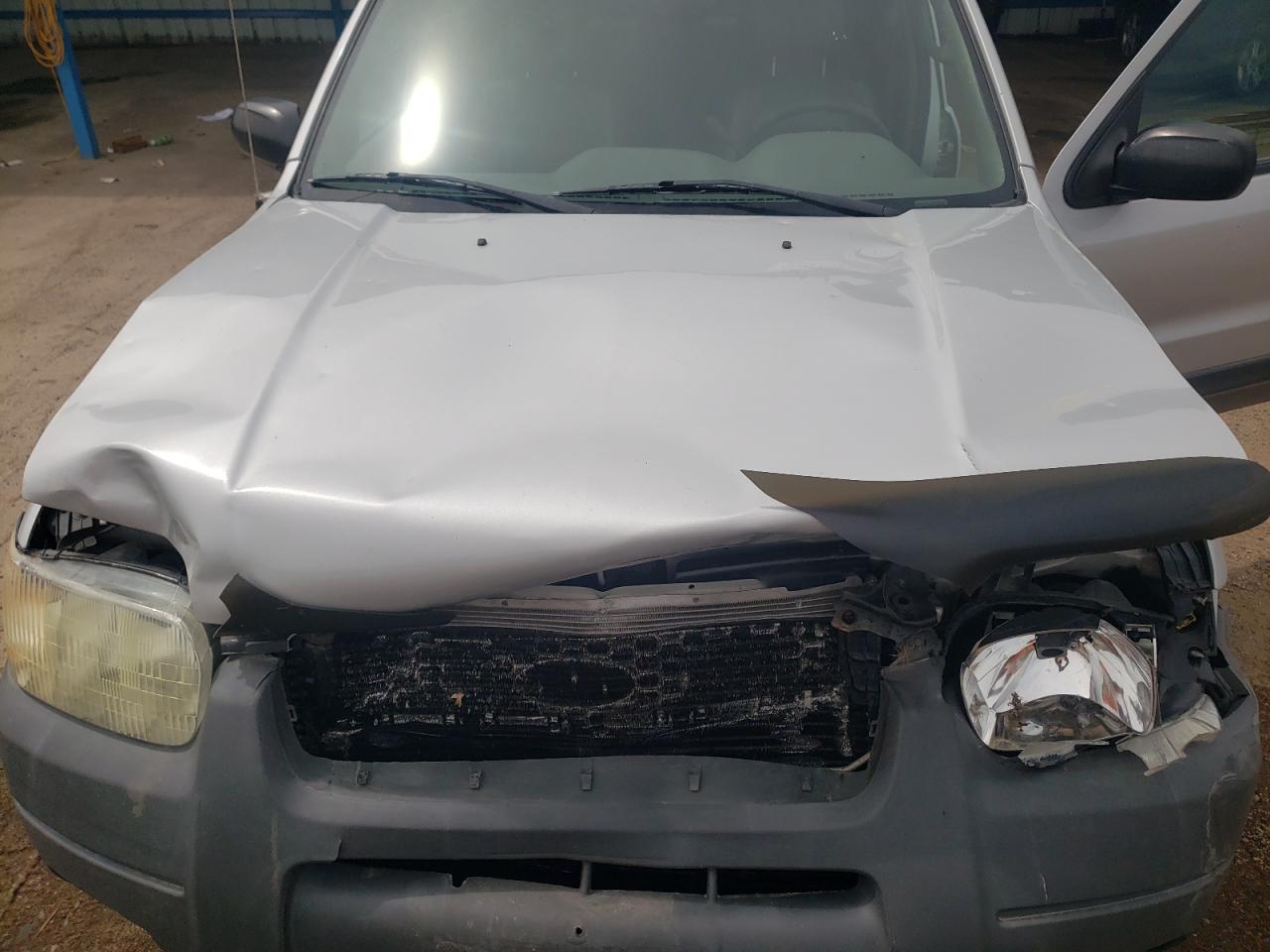 Photo 7 from auction – 2002 FORD ESCAPE XLT with VIN 1FMCU04132KA38460