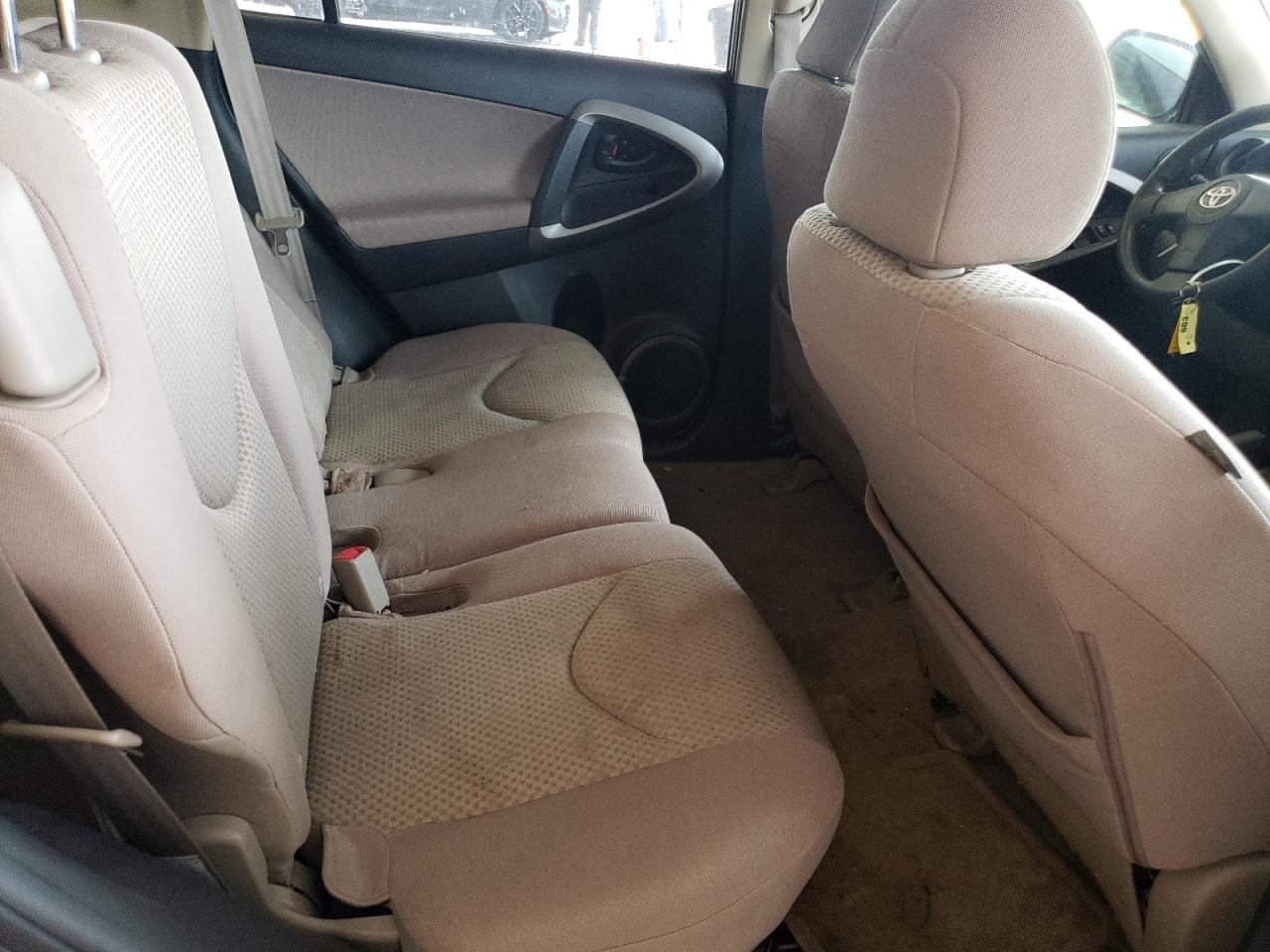 Photo 6 from auction – 2007 TOYOTA RAV4 with VIN JTMZD33V976043358