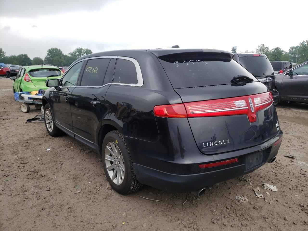 Photo 3 from auction – 2014 LINCOLN MKT with VIN 2LMHJ5NK8EBL55513