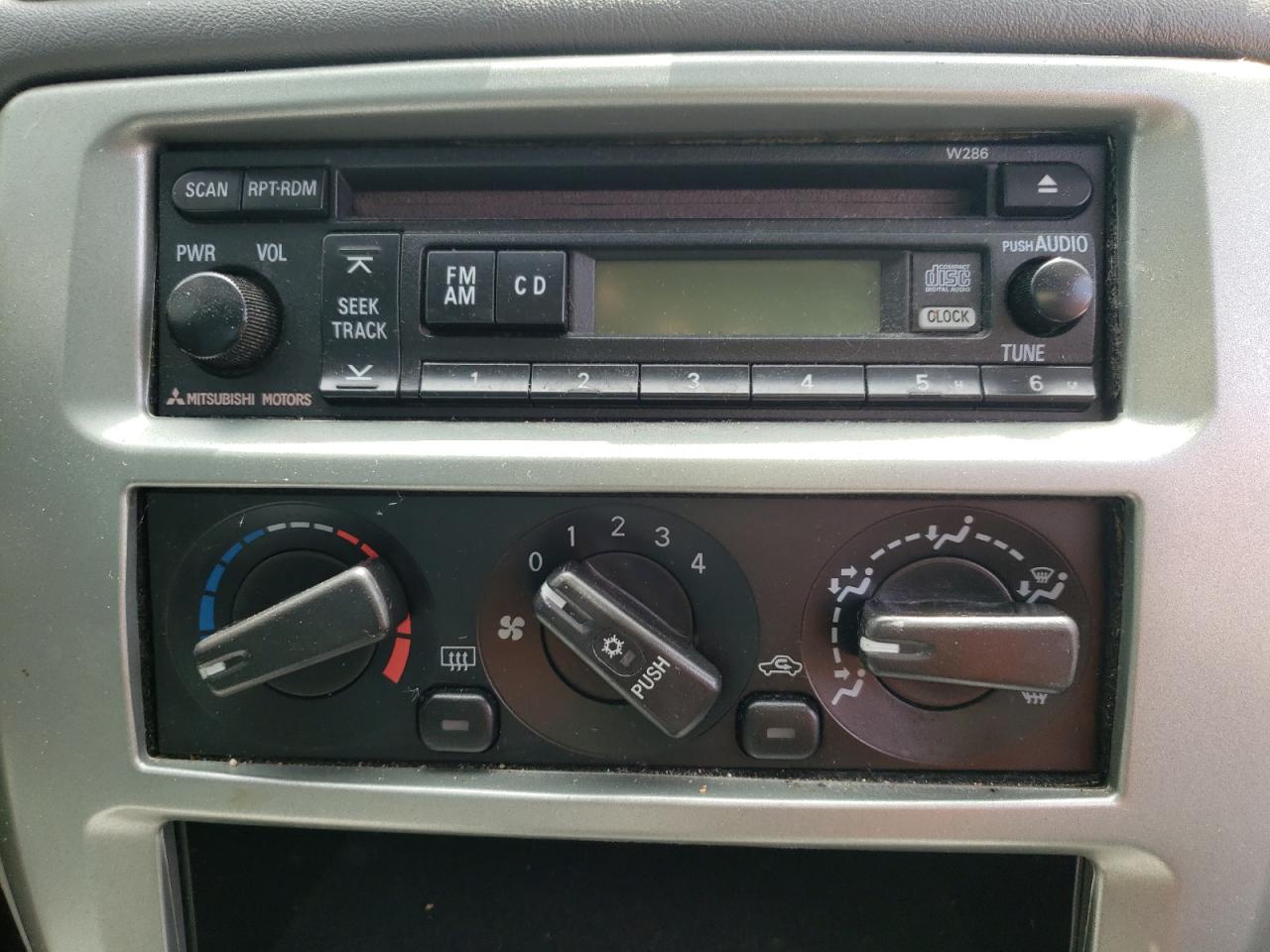 Photo 9 from auction – 2003 MITSUBISHI GALANT ES with VIN 4A3AA46G23E043918