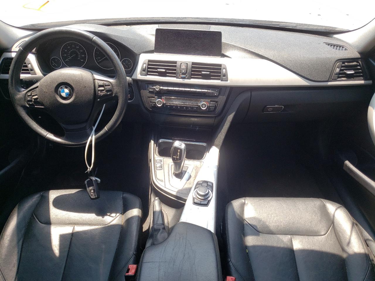 Photo 9 from auction – 2013 BMW 328 I with VIN WBA3A5C52DJ462992