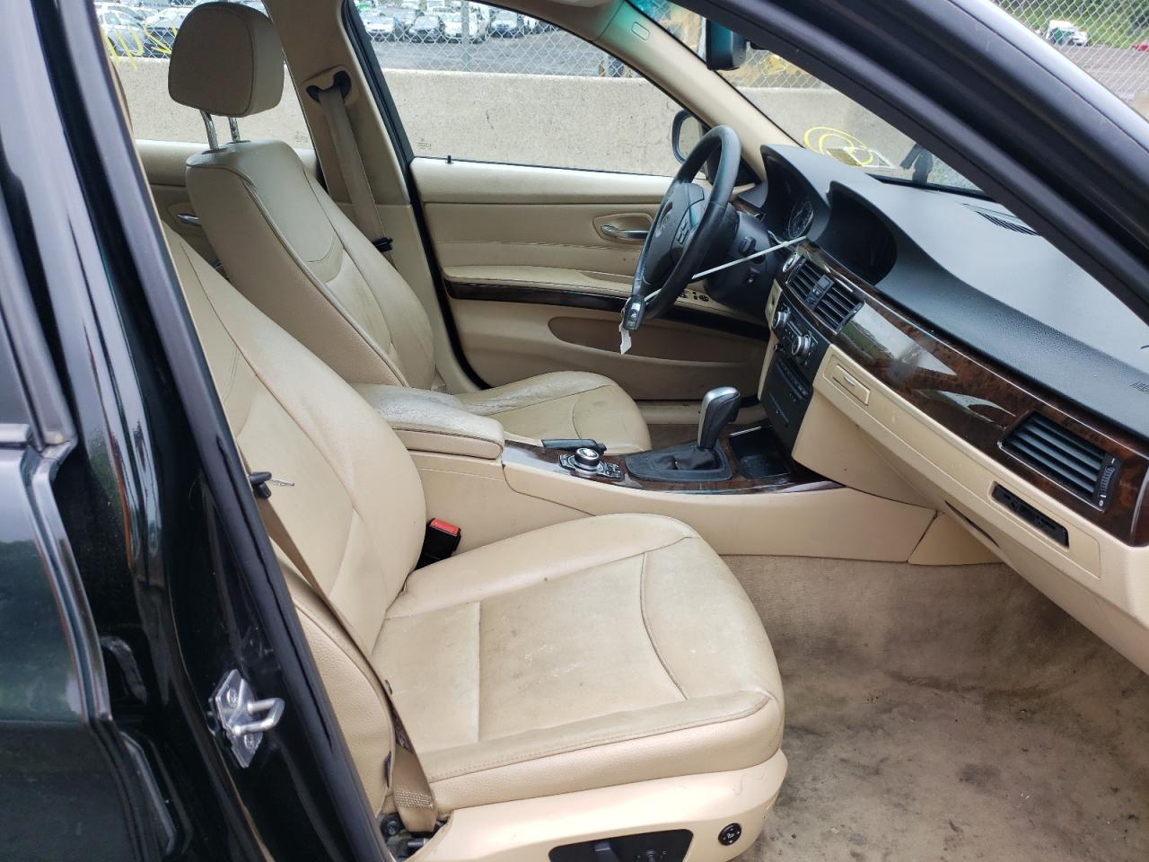 Photo 5 from auction – 2011 BMW 328 XI with VIN WBAPK7G53BNN86747