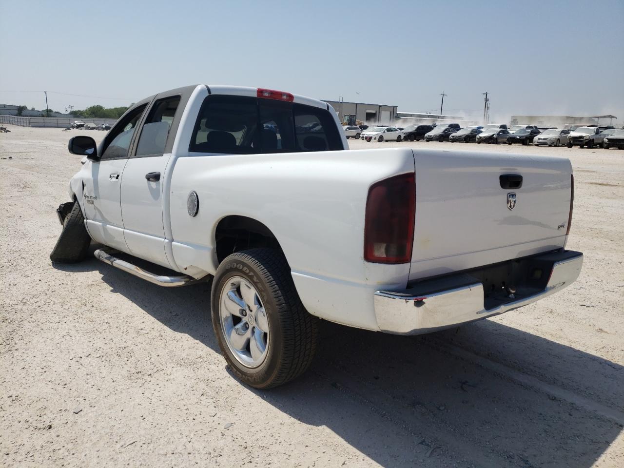 Photo 3 from auction – 2005 DODGE RAM 1500 S with VIN 1D7HA18N55S103244