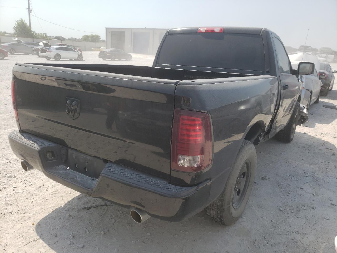 Photo 4 from auction – 2014 RAM 1500 ST with VIN 3C6JR6AT3EG303581