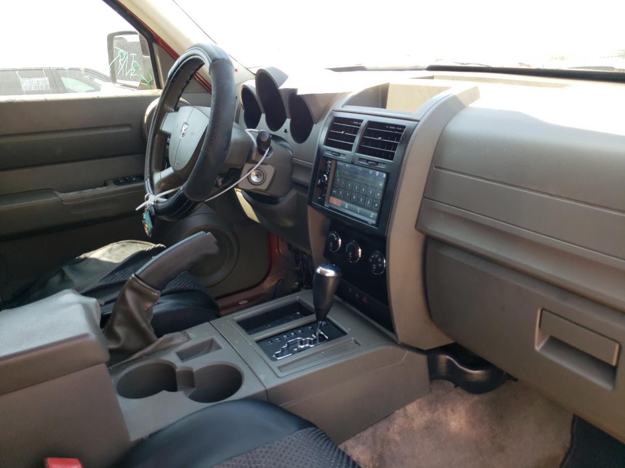 Photo 9 from auction – 2007 DODGE NITRO SXT with VIN 1D8GT28K47W596424