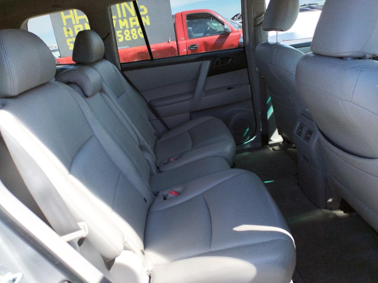 Photo 6 from auction – 2009 TOYOTA HIGHLANDER with VIN JTEDA41AX92002977