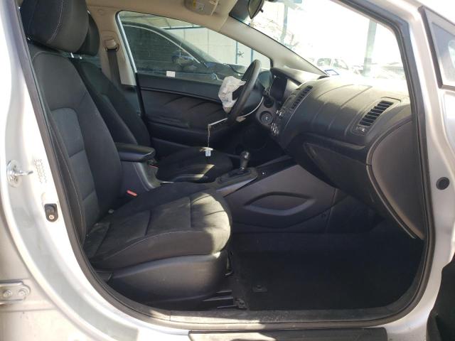 Photo 5 from auction – 2016 KIA FORTE LX with VIN KNAFK4A63G5485582