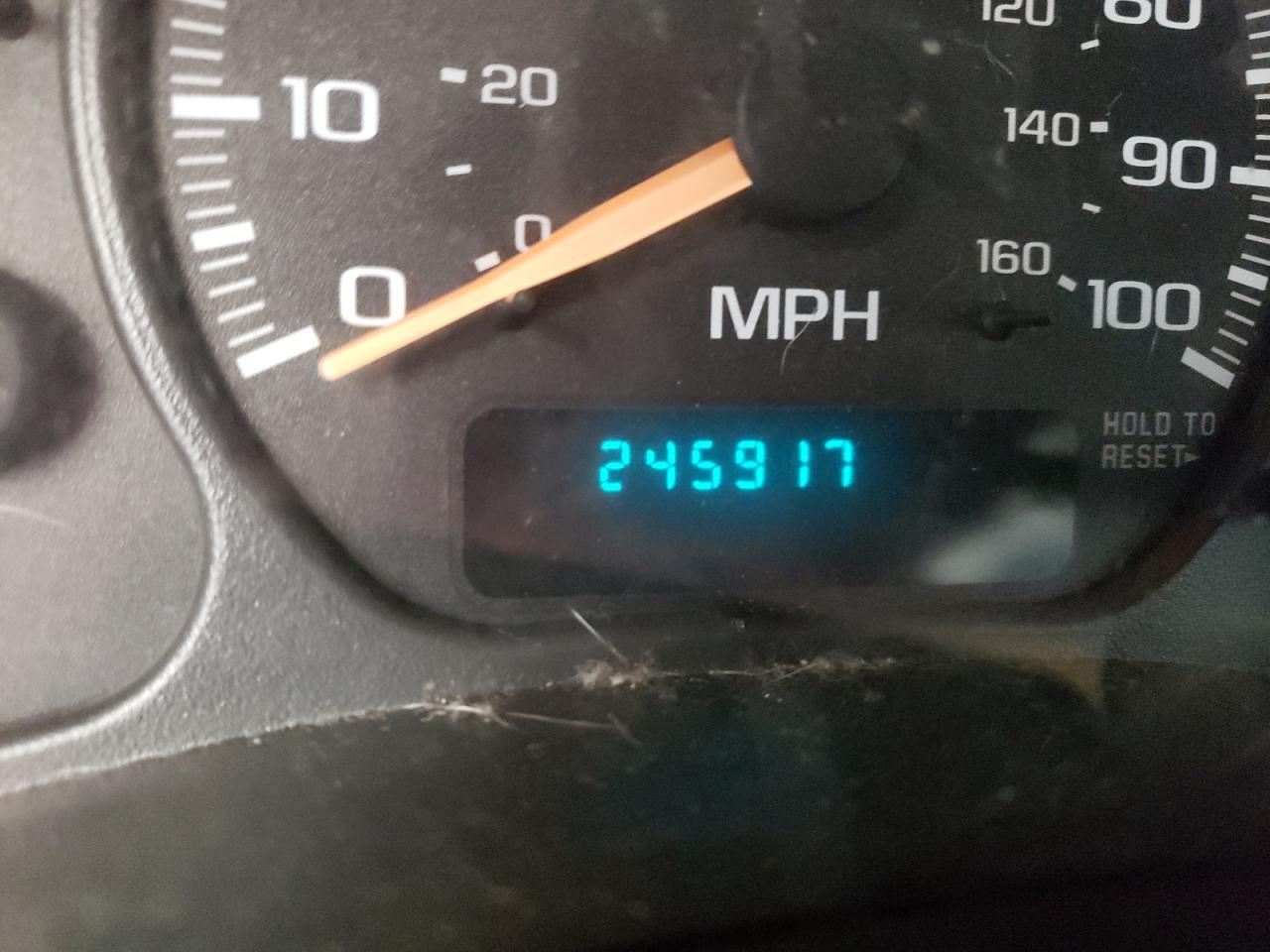 Photo 8 from auction – 2000 CHEVROLET SILVERADO with VIN 1GCEK14W3YZ186418