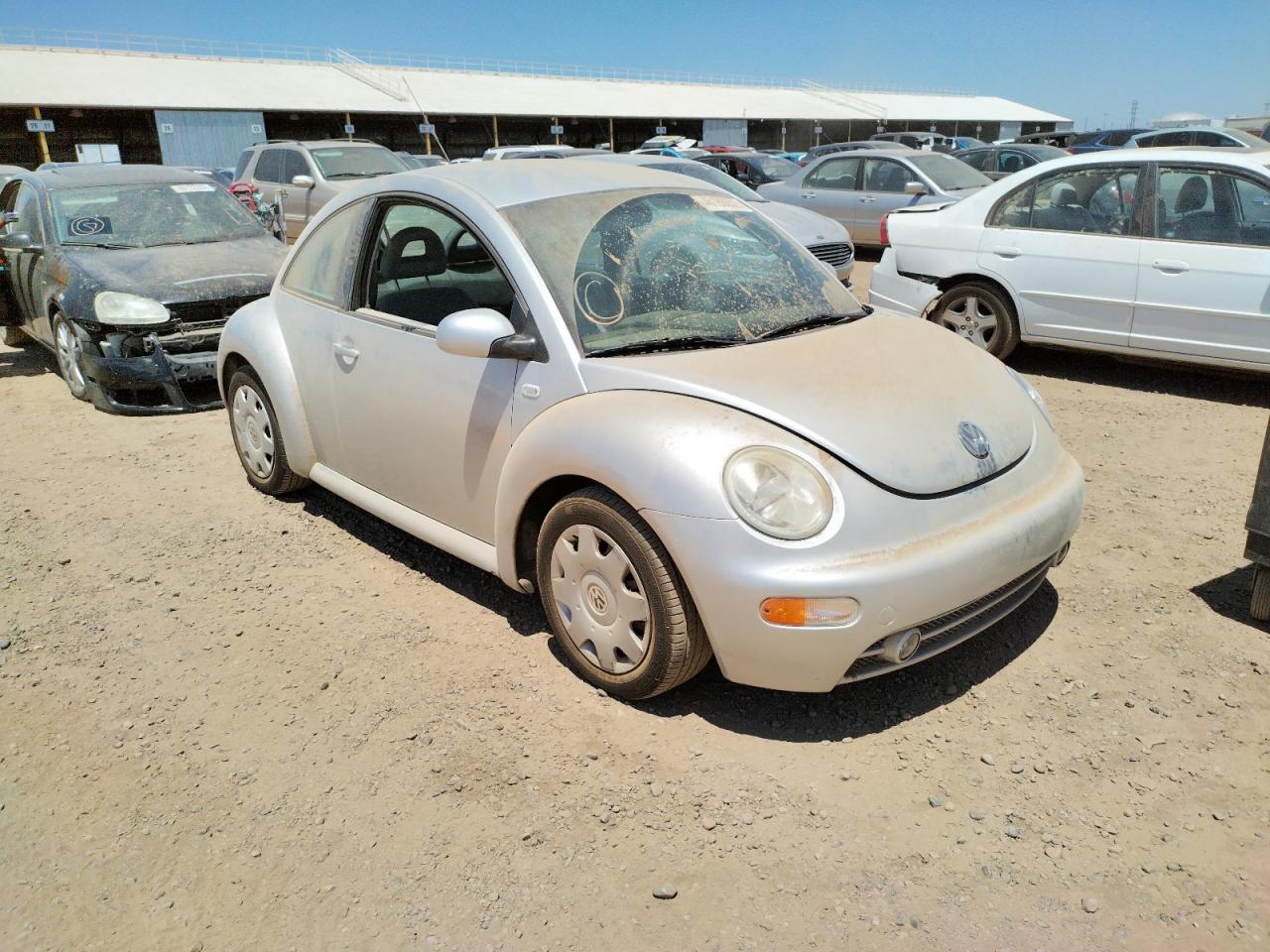 VOLKSWAGEN NEW BEETLE 2001 with VIN 3VWCB21C11M466348 - Photo from auction