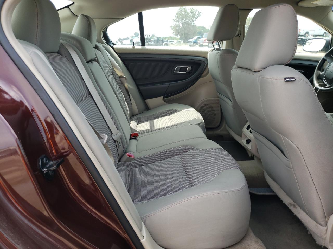 Photo 6 from auction – 2012 FORD TAURUS SEL with VIN 1FAHP2HW1CG124315
