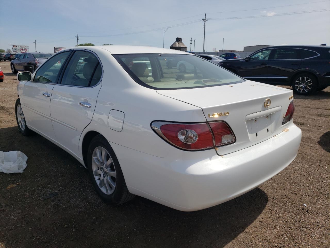 Photo 3 from auction – 2004 LEXUS ES 330 with VIN JTHBA30G640009701