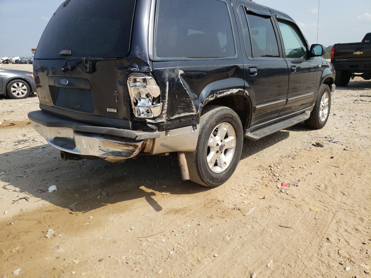 Photo 9 from auction – 1999 FORD EXPLORER with VIN 1FMZU34EXXZA14086