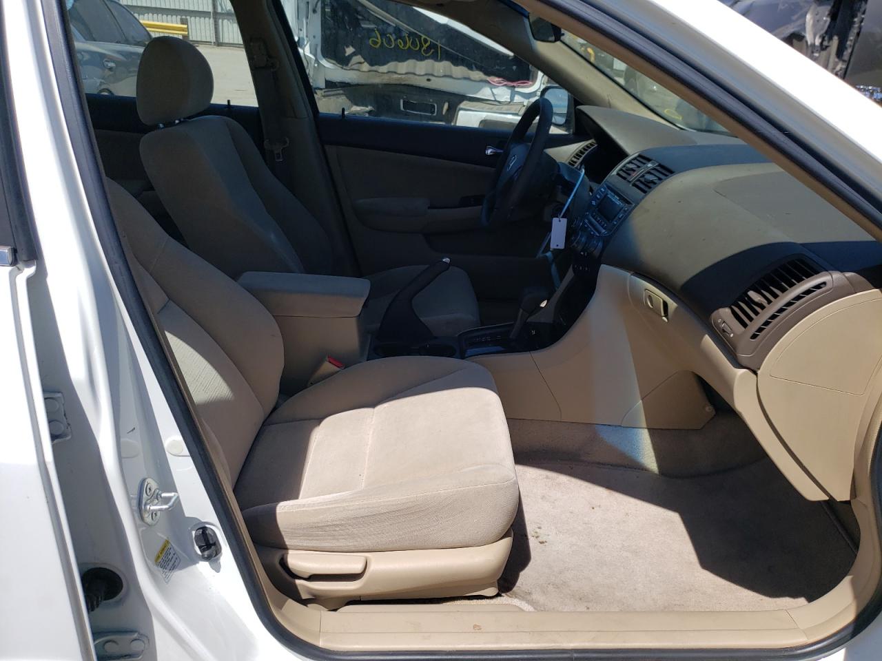 Photo 5 from auction – 2007 HONDA ACCORD SE with VIN JHMCM56307C016366