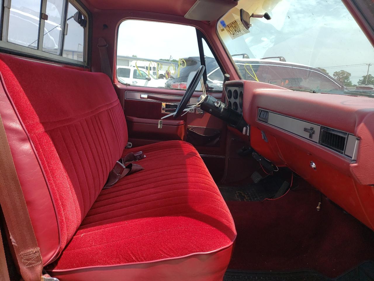 Photo 5 from auction – 1986 CHEVROLET C10 with VIN 1GCDC14H5GF342324