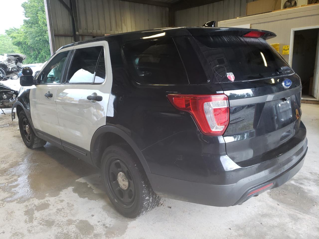 Photo 3 from auction – 2017 FORD EXPLORER P with VIN 1FM5K8AR1HGD58024