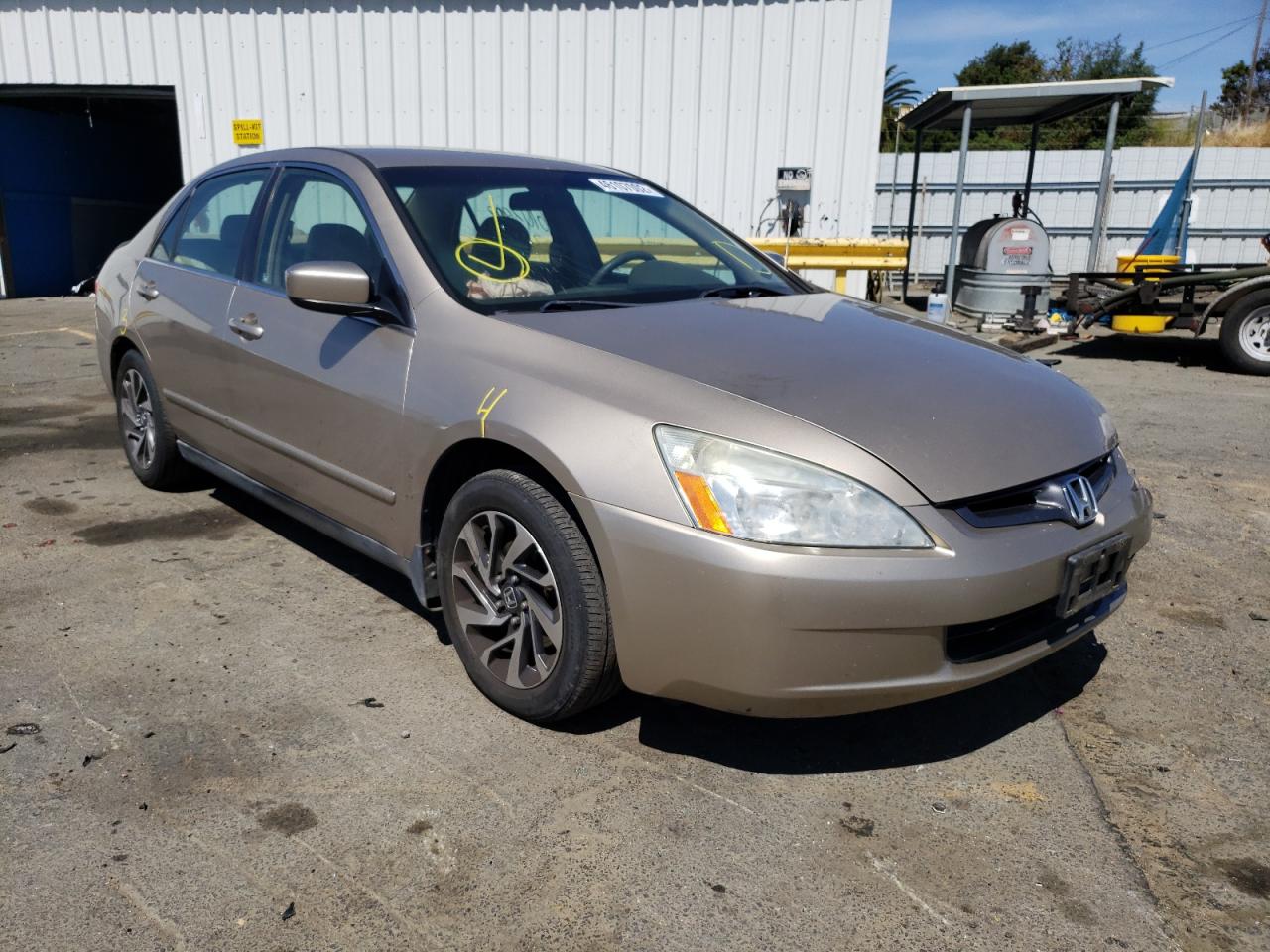 Photo 11 from auction – 2003 HONDA ACCORD LX with VIN 1HGCM56403A810334