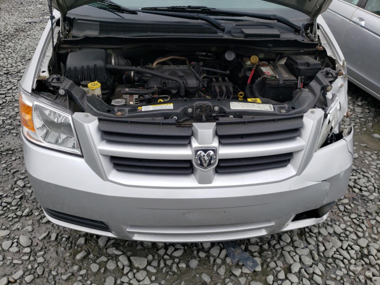 Photo 7 from auction – 2010 DODGE GRAND CARA with VIN 2D4RN4DE4AR282224