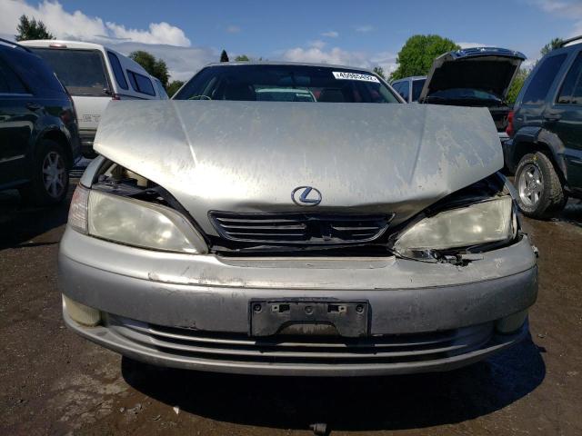 Photo 9 from auction – 1998 LEXUS ES 300 with VIN JT8BF28G9W0106992