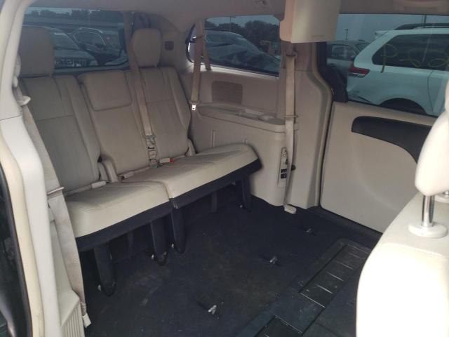 Photo 6 from auction – 2016 CHRYSLER TOWN & COU with VIN 2C4RC1BG8GR141896