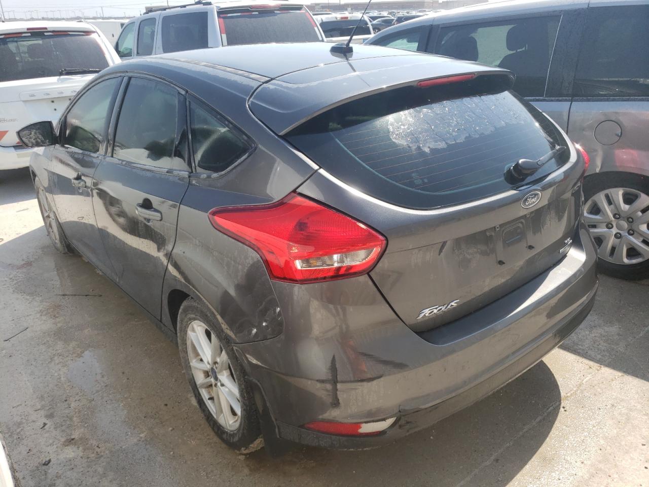 Photo 3 from auction – 2016 FORD FOCUS SE with VIN 1FADP3K2XGL359920