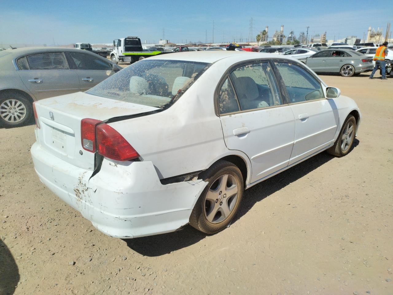 Photo 4 from auction – 2004 HONDA CIVIC EX with VIN 2HGES26714H514913