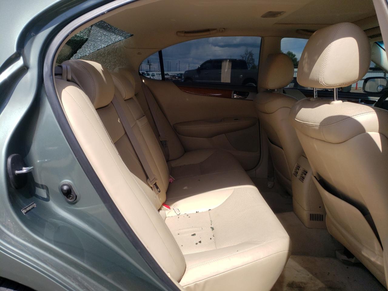 Photo 6 from auction – 2005 LEXUS ES 330 with VIN JTHBA30G455102785