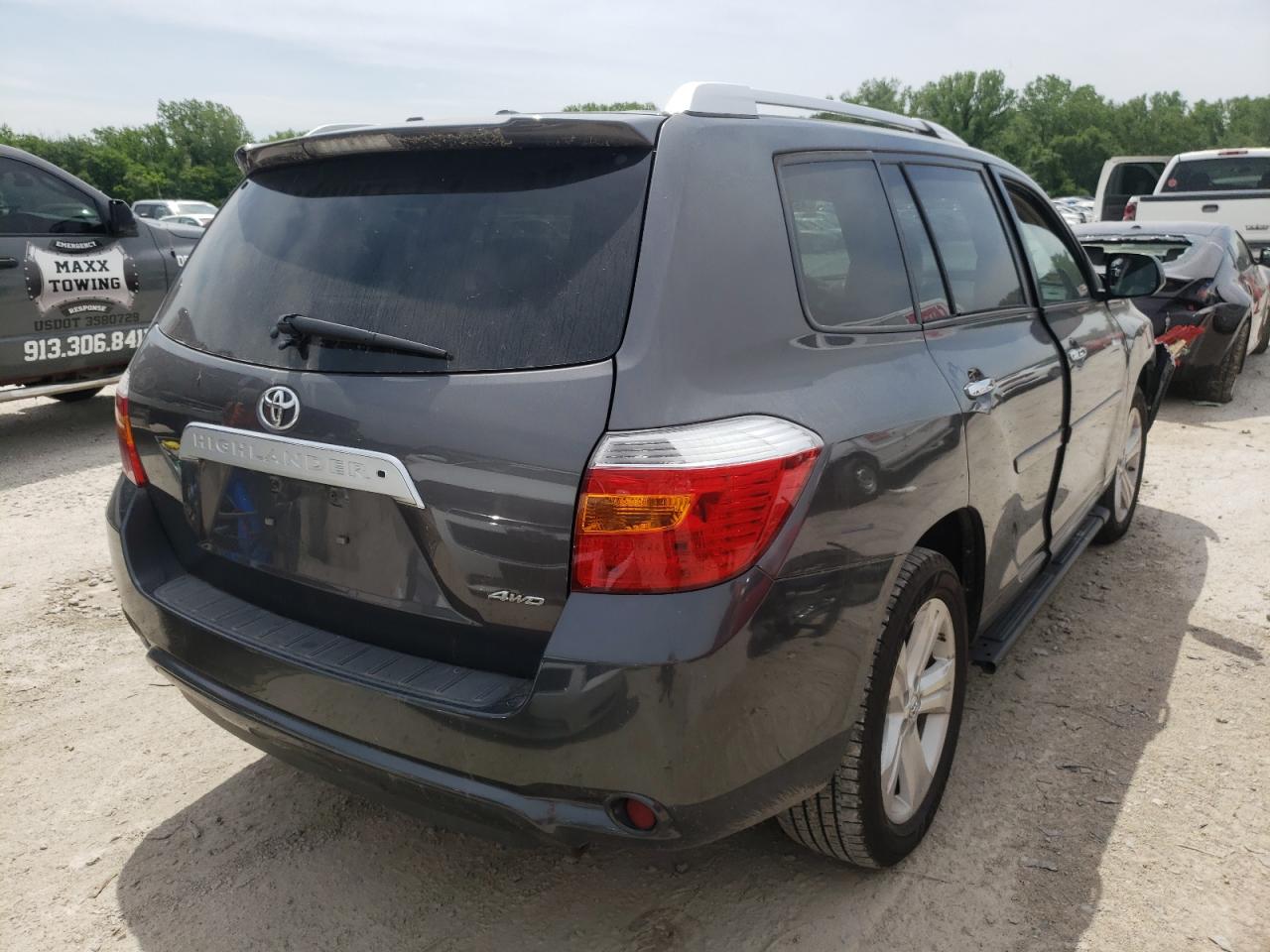 Photo 16 from auction – 2010 TOYOTA HIGHLANDER with VIN 5TDDK3EH4AS021380