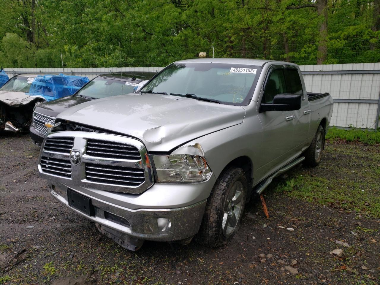 Photo 2 from auction – 2016 RAM 1500 SLT with VIN 1C6RR7GT9GS264684
