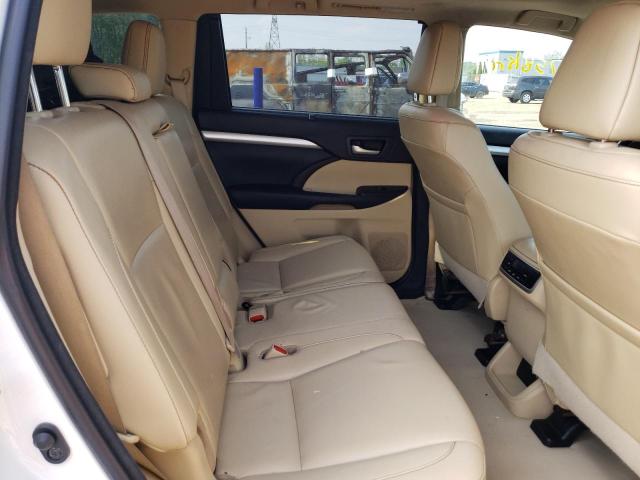 Photo 6 from auction – 2018 TOYOTA HIGHLANDER with VIN 5TDJGRFH3JS041514
