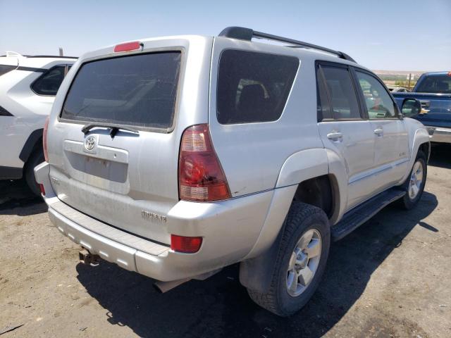 Photo 4 from auction – 2005 TOYOTA 4RUNNER SR with VIN JTEBU14R858040830
