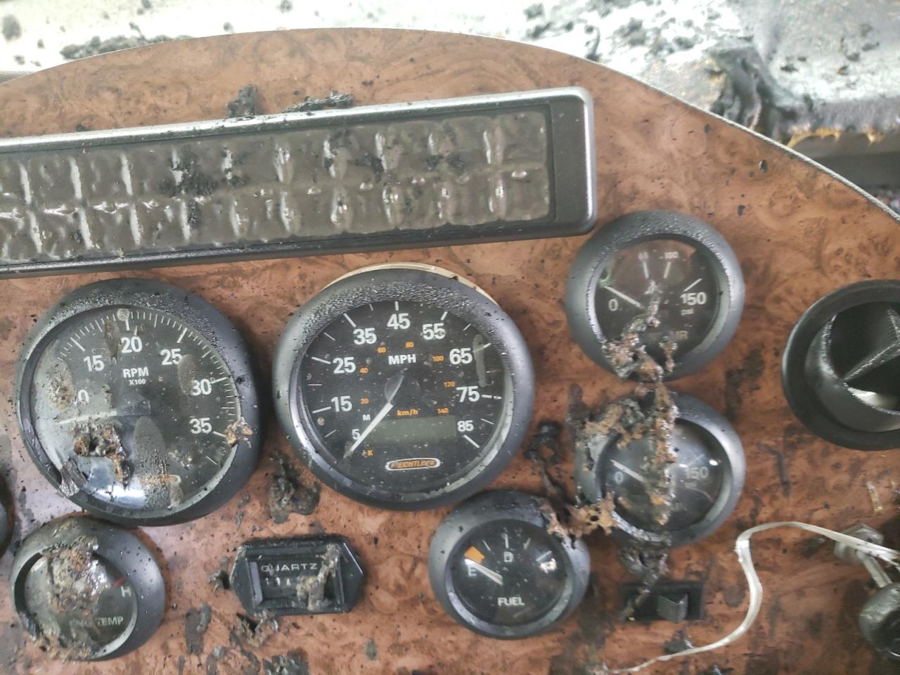Photo 8 from auction – 2003 FREIGHTLINER CHASSIS X with VIN 4UZAAHAK43CK79290