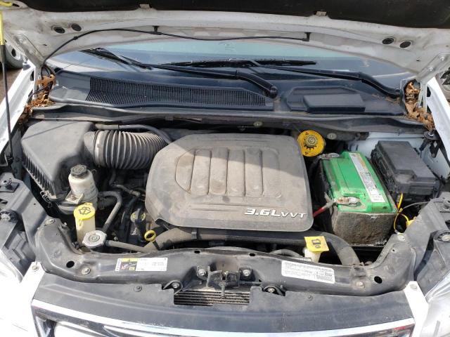 Photo 7 from auction – 2014 CHRYSLER TOWN & COU with VIN 2C4RC1GG8ER361237