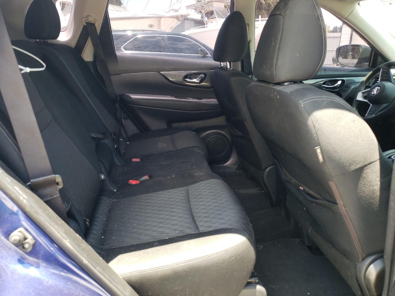 Photo 6 from auction – 2018 NISSAN ROGUE S with VIN KNMAT2MTXJP581785