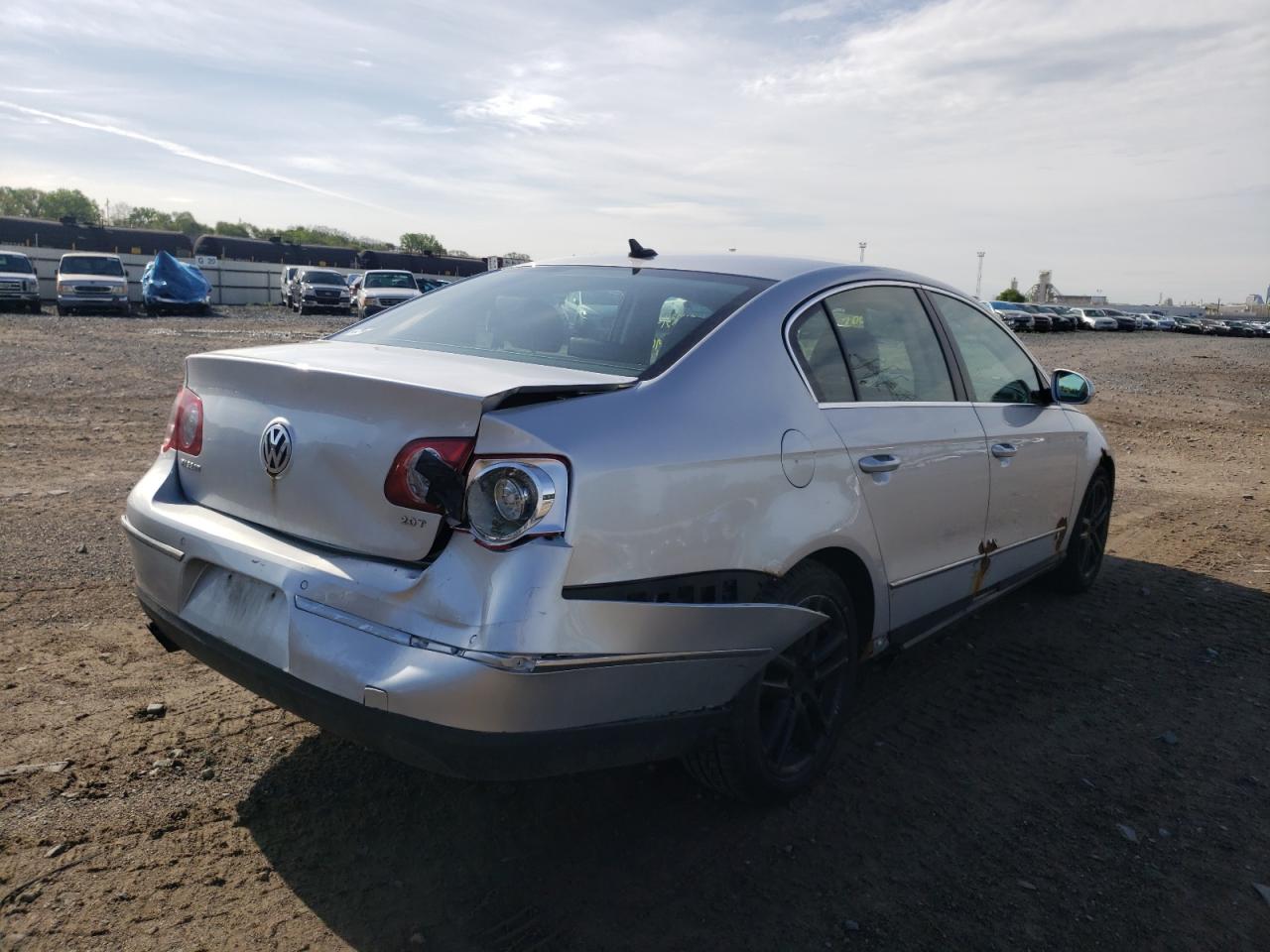 Photo 4 from auction – 2008 VOLKSWAGEN PASSAT LUX with VIN WVWEK73C08E083717